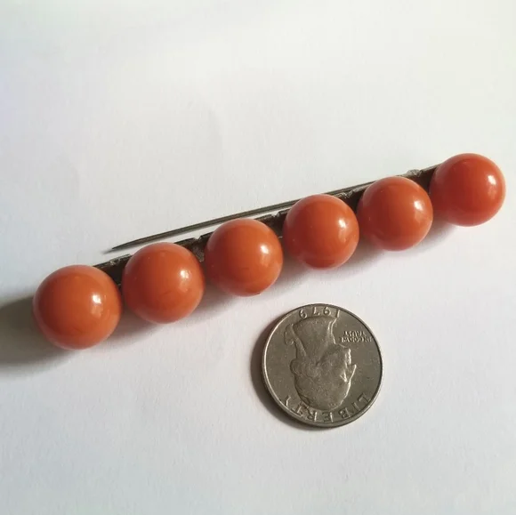 Relisted -Vintage Bakelite ball brooch orange tested row - Picture 9 of 11